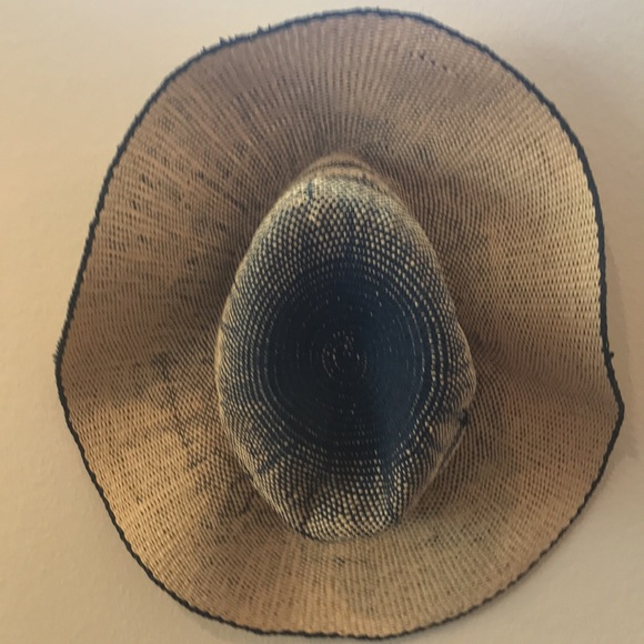 Straw Hat - Picture 4 of 4